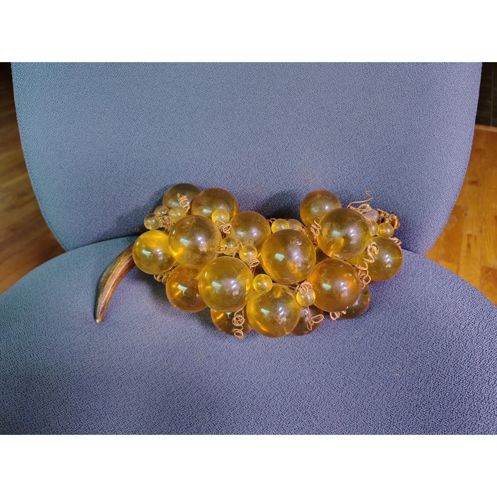 Vintage MidCentury Modern Amber MCM Lucite Grapes LARGE & SMALL! 11.5” Driftwood - Picture 2 of 11